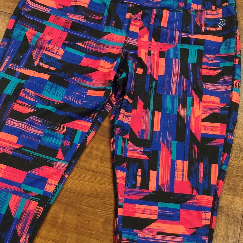 Workout Capris Size XL